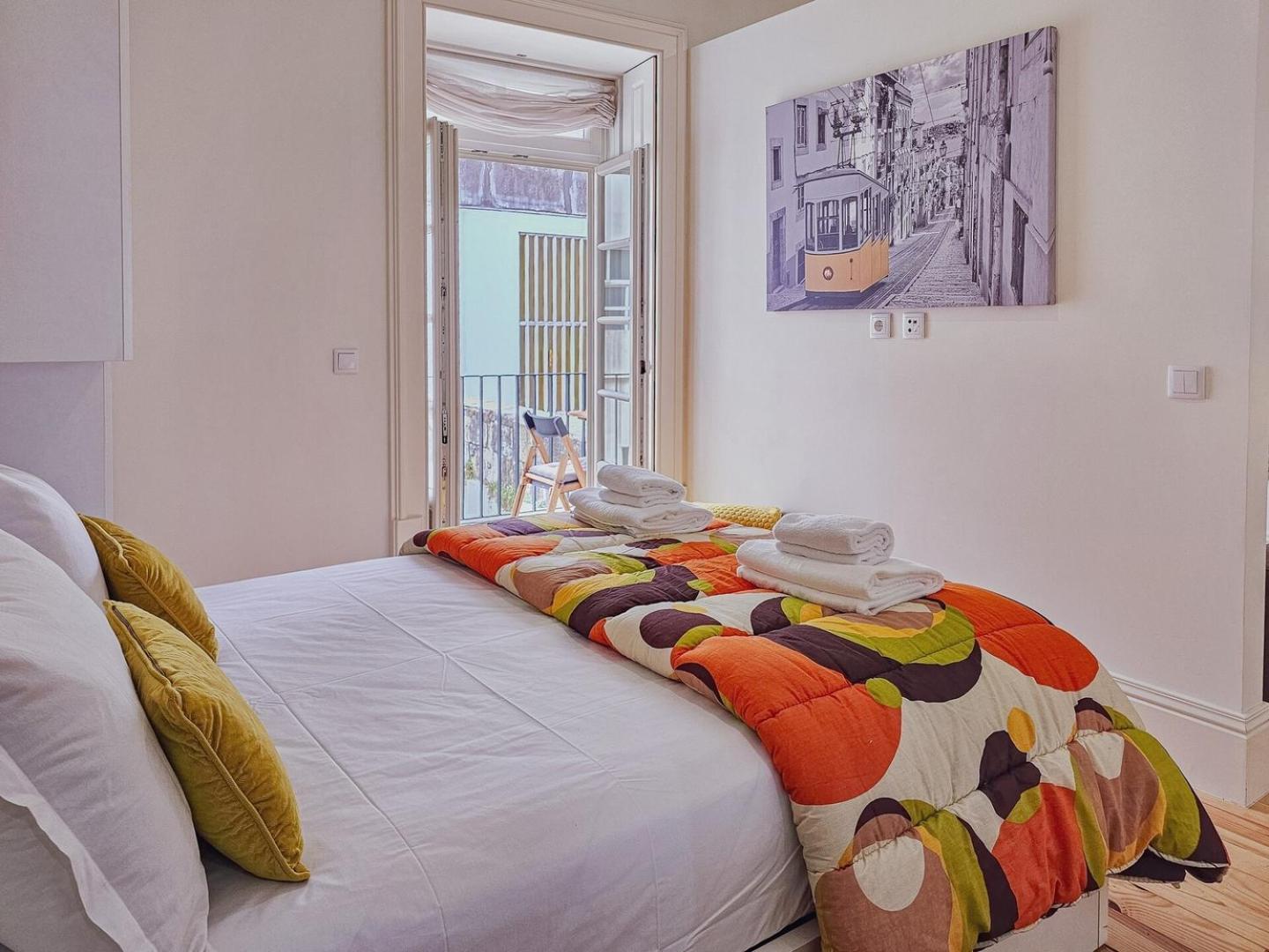 Loft W. Private Balcony And Ac Few Steps To River Oporto